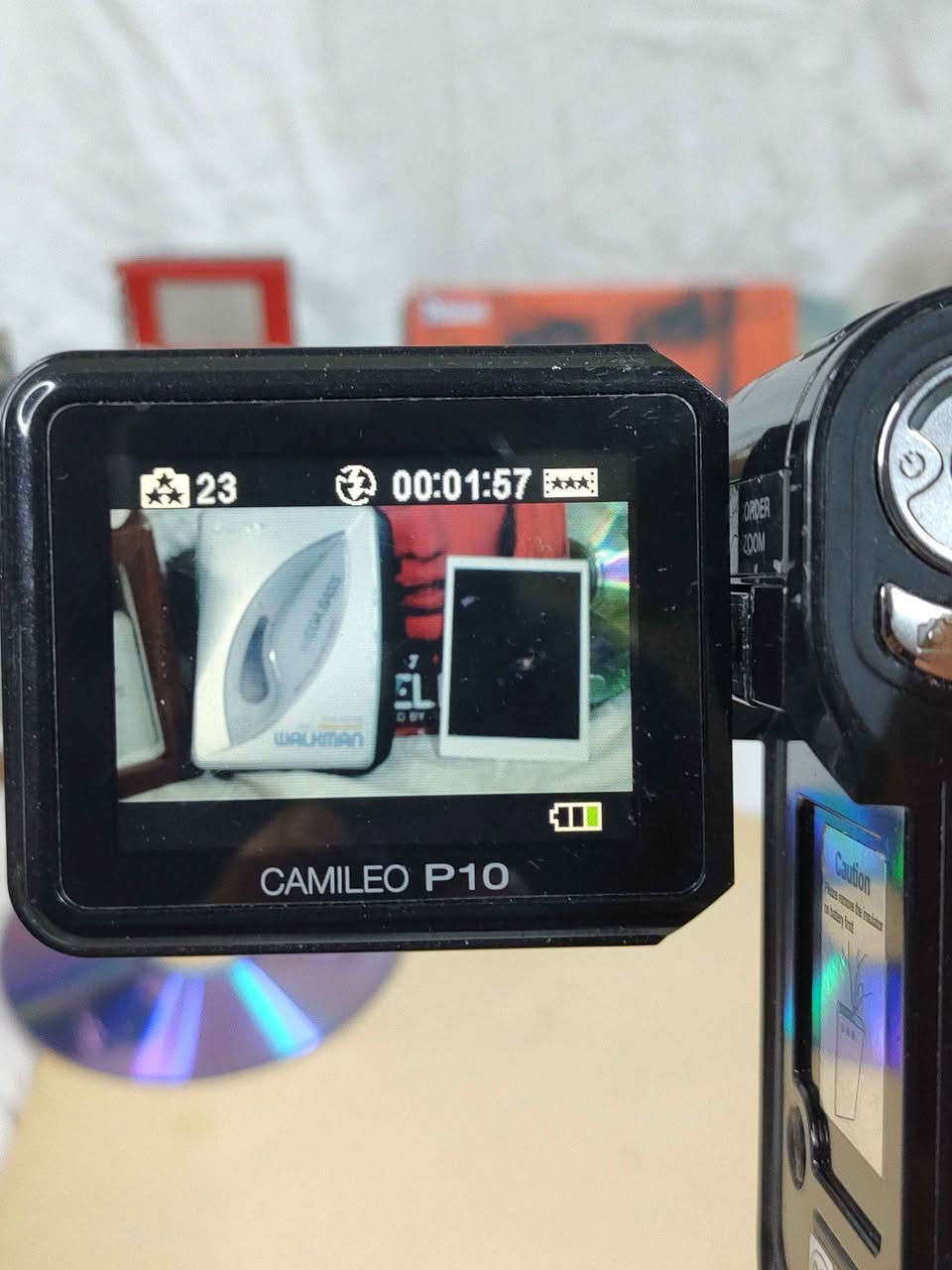 كاميرا دجتال كامكوردر hd video مع جميع الملحقات متوفر توصيل لكل العراق بغداد, العراق


**إذا كنت صاحب هذا الإعلان وتريد حذفه لأي سبب، رجاءا أرسل رسالة إلى الدعم الفني**