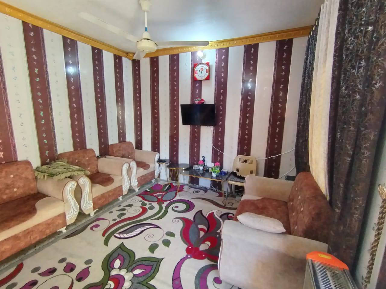 مكلف باالنشر 👍
السلام عليكم ورحمه الله وبركاته 

دار ملك صرف للبيع 📢 

المساحه 120متر 

العنوان الهاشميه حي العسكري( جهه حي الصادق )

متوفره جميع الخدمات 

باقي التفاصيل اتصل على صاحب الدار***********
