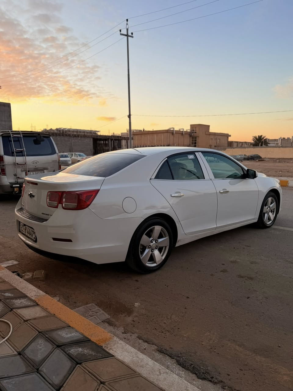 ماليبو 2013 LT  خليجي شركة المنصور   2400  السياره شرط التحويل وشرط الغرامات  

كير ومحرك وكهربائيات كوله مكفول 

ادامه تخم تايرات جديد فيت بم جديد بلكات جديده بطاريه جديده  

مواصفات السياره هاند بريك بصمه كهربائي كشنات جلد

اشاير بلمري وتحكم مري  مثبت سرعه فول تحكمات ستيرن  

السياره بدون  قطع  صبغ  بدون ايرباك بدوون دواخل بدون لا لغوط ولا شواصي السعر 104 وبيه مجال انشالله السياره نظيفه جداً والحقيقه نفس الصور   (( فقط شخط بالجاملغ الخلفي يرادله بارد )
مكان السيارة ( تكريت ) 

***********
