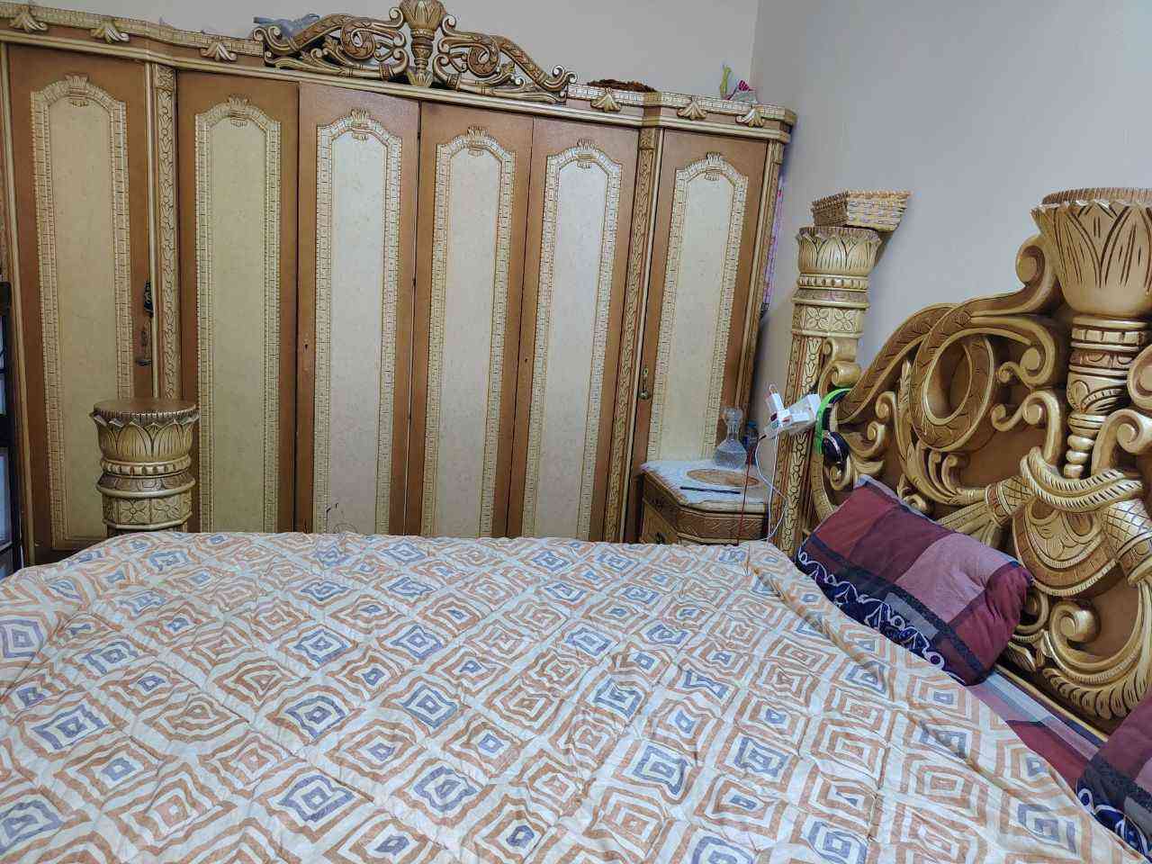 -متكونه من 6 قطع
-جرباية مترين بمترين عاليه
-كنتور4 خانات ب6بوب
-ميز تواليت متكون من 6 جرارات وميز بيه رف
-مرايه طويله وبيها تعايك من 3 جهات
-ميزين متكون من 2 جرارات ملحق للجربايه -متكونه من 6 قطع
 السعر بيه مجال للتفاوض
العنوان البصرة /ابو الخصيب / البهادرية البصرة, العراق


**إذا كنت صاحب هذا الإعلان وتريد حذفه لأي سبب، رجاءا أرسل رسالة إلى الدعم الفني**