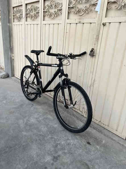 حجم ٢٦ 
کامل فافۆن 
پیش دەبل 
سیتم shimano 
8-3 گێرەکانی 
بەکار نهاتوە لیرە 
*********** واتئاپی لەسەر
سعری١٢٠ هەزار 
کامل بۆیاخە وە هەر ئاوا لۆمان هاتووە
گیانمن هەیە بۆ تەواوی کوردستان
