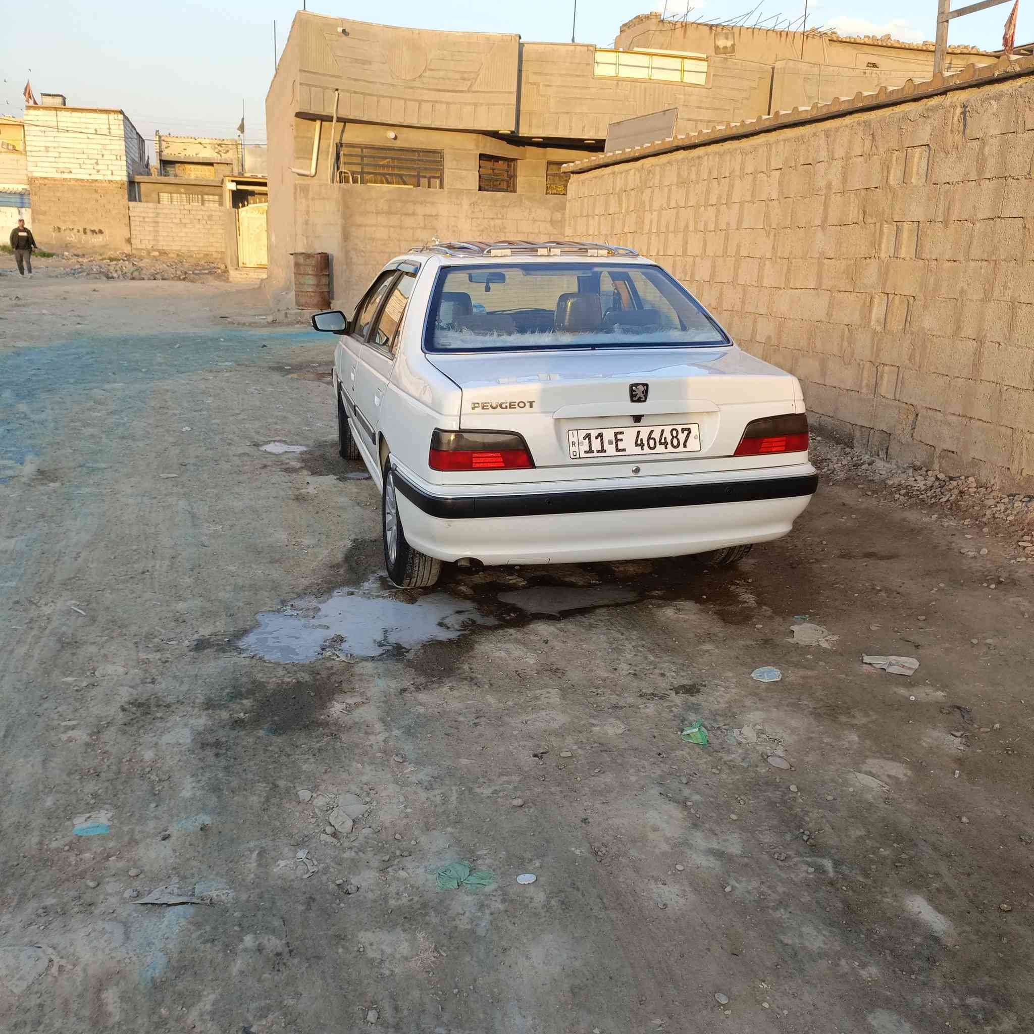 السلام عليكم
بيجو بارص للبيع 
موديل 2023
كفاله عامه 
السياره بسمي 
تخم تاير 
صدر جديد 
السياره جديده بمعنه الكلمه
بغداد قرب مدينة بسمايه 
***********
