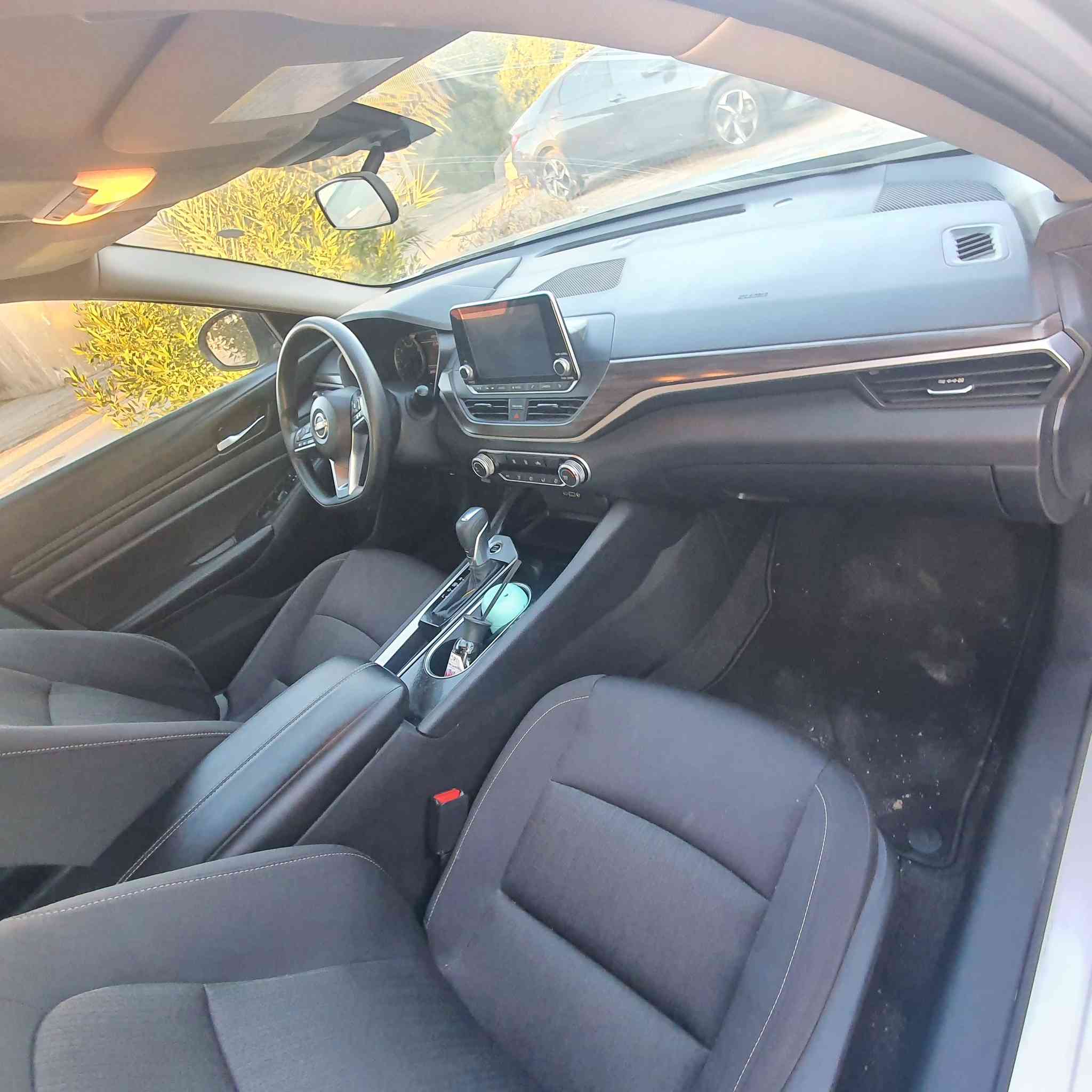 للبيع التيما  2024 SV
اللون سلفر  . فحص مؤقت
شاشه لمس 
كاميرا 
تشغيل عن بعد
تحكم استيرن
تثبيت سرعة
كشن كهرباء
ماشيه 27 
رادار 360 
بدون ايرباك 
تبريد ثلج 
ابواب بصمة
محرك 2.5 
تو ويل 
بجم كبس .. ضرر خلفي 
رقم الشاصي 1N4BL4DV3RN314213
السعر 143 مجال بسيط
مكان السيارة ديالى بعقوبة
***********  واتساب
