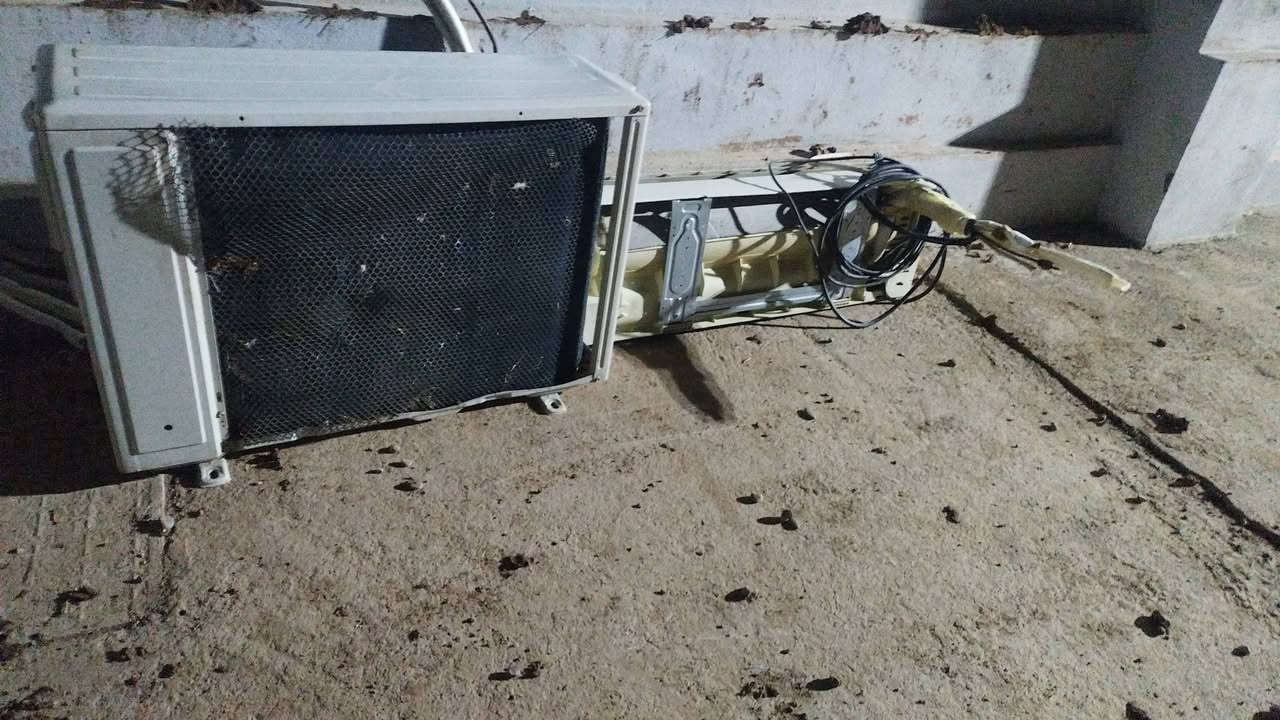 سبلت ماركة (BEKO) طن و نصف سعر 170 الف مكان دوميز شغال مع الغاز


**إذا كنت صاحب هذا الإعلان وتريد حذفه لأي سبب، رجاءا أرسل رسالة إلى الدعم الفني**