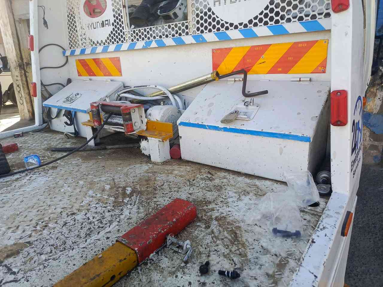 للبيع كرين بدي نزال 3جكات بسمنا رقم بغداد ***********
