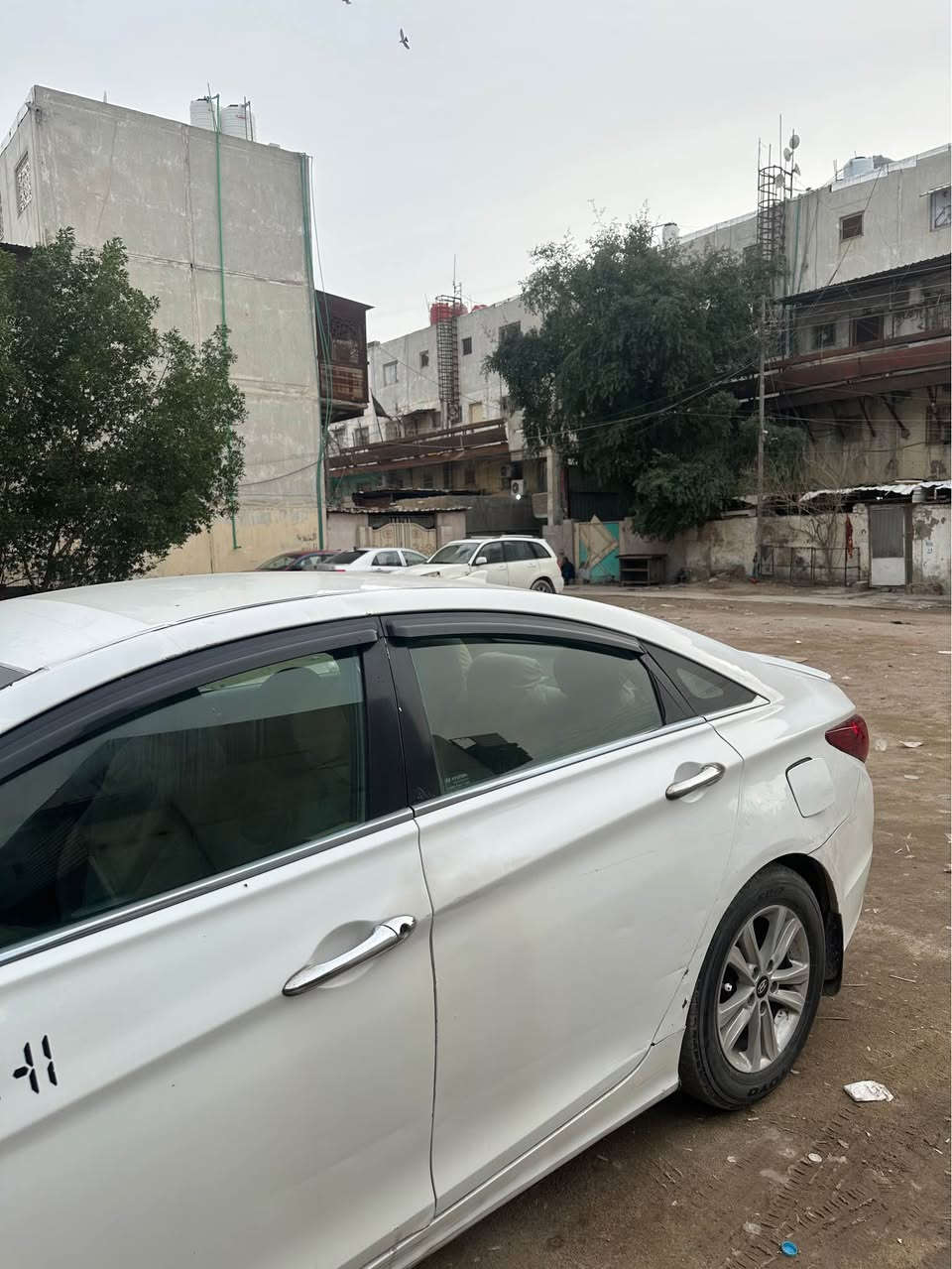 سوناتا 2013 وارد امريكي لون ابيض دواخل خليجي بيجي گير ومكينه كفاله والبدي شوف العين رقم ذي قار سياره حره تحويل بسمك باقي التفاصيل         *********** البصرة, العراق
