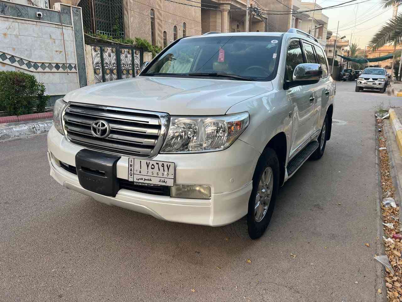 لاندكروز ستينيه اصل، السماوه
320 $ بيه مجال @*********** 
لاندكروز سبير علاك موديل ٢٠١١ مكفوله سياره جديده رقم بغداد تحويل مباشر، مكينه ٦ سلندر مكفوله كير واكسلات، حداديه مكفولات، تبريد ثلج قطعتين ثلاجه ثلج شرط، صيانه كامله ع وضع الشركة تحكم ستيرن شاشه كار بلي، سلايت فتحه طقتين، دواخل جديد
