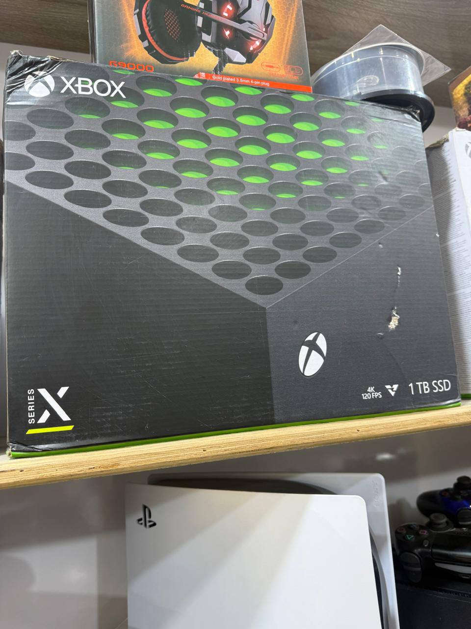 بلي ستيشن يمنه غير
علي سوني للكترونيات كلشي متوفر 
عنوان كربلاء الحر قرب جامع علي الهادي 
***********
***********😍😍
