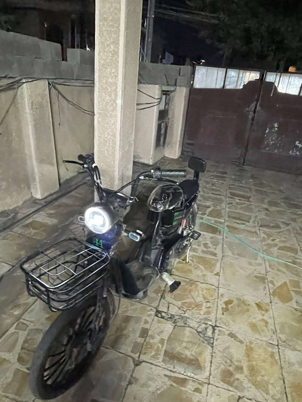 ‏سلام عليكم دراجة B حجم 22 دراجة نظيفة بطاريات نظيفة دراجة كفرات نظيفة كلش حلوة دراجة مع 170 وبيها مجال التواصل Messenger متواجدة 24 ساعة يجي يدلل


**إذا كنت صاحب هذا الإعلان وتريد حذفه لأي سبب، رجاءا أرسل رسالة إلى الدعم الفني**