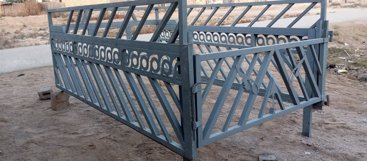 سلام عليكم محجر كيه نثيه البيع نضيف وخفيف كلش
مكاني ناصرية 
***********
