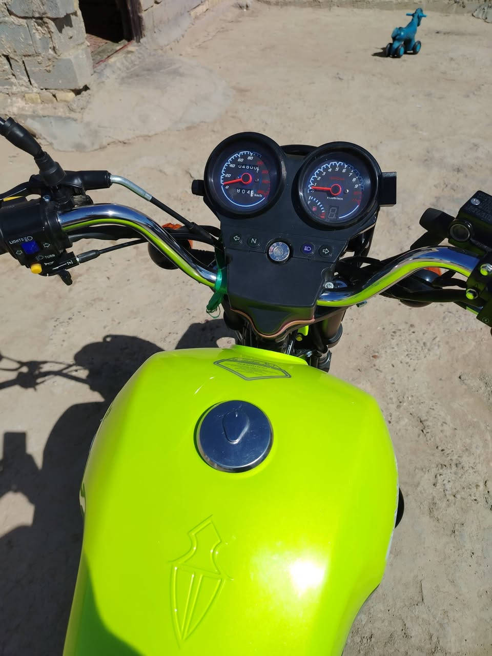 دايون للبيع 2025 مكينة 200دراجة مكفولة اوراق سكنر سعر خاص ***********
