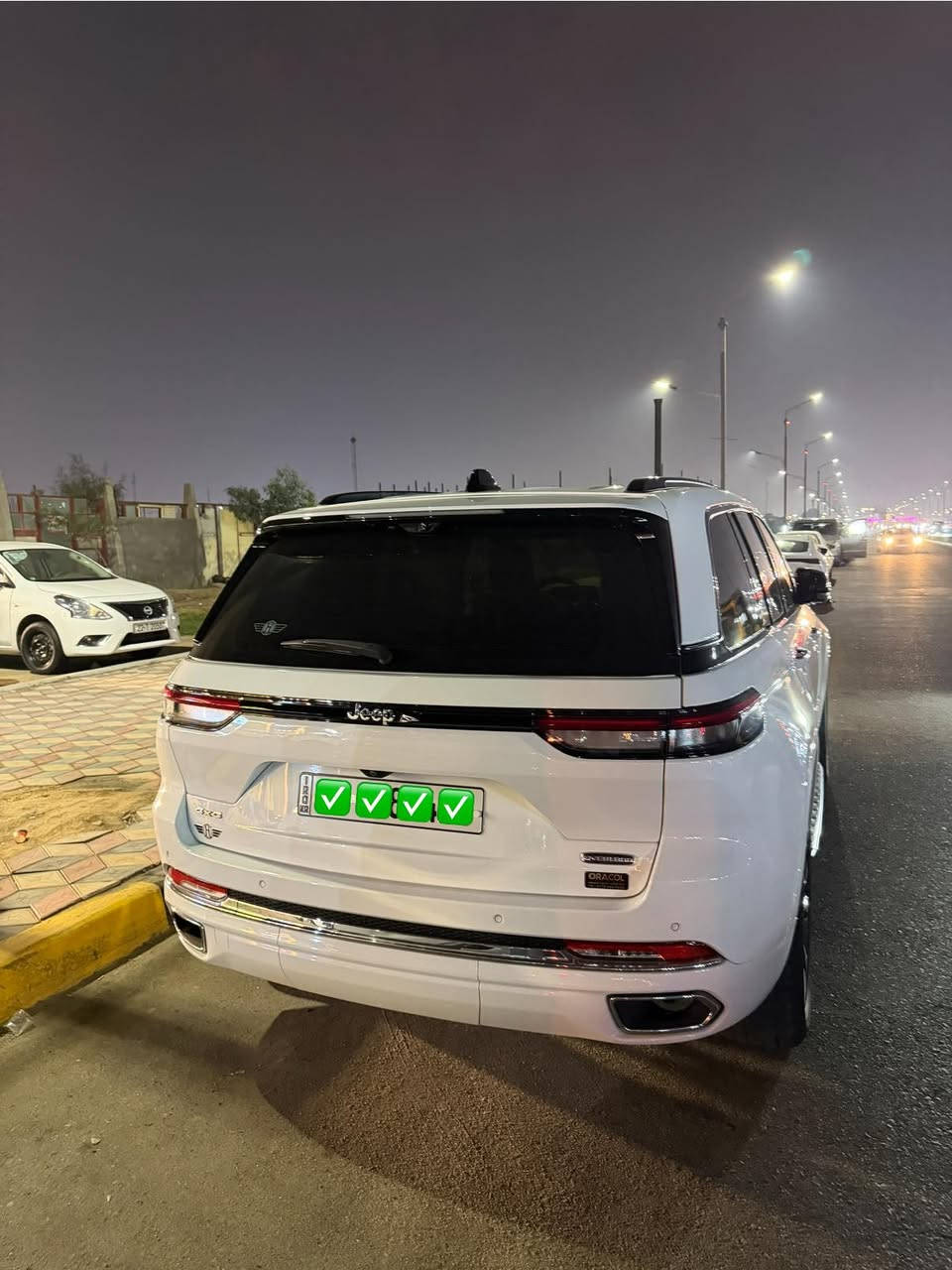 السلام عليكم ورحمه الله جيب 2023 خليجي وكالة هارلم اوفر لاند ماشية 29 الف مكفول رقم اربيل وكالة مغلفه نانو السيارة والسيارة جديدة والداخل الابيض المرغوب فول 1/1 السيارة 
1-مساج
2-تبريد تدفئة بلكشنات
3-تدفئة بلستيرن 
4- 5كامرات 
5-بصمات اربع ابواب 
6-رادار امامي خلفي
7-حساس امامي خلفي جانبي
8-زراقات
9-كامري العين تستعمل في الطريق الخارجي
10-زراگ بلكامرات
11-ابل كار بلي
12-كامرة بلمراية الداخلية 
13-مري شفط 
14-لايت LED
وبعد بيهة هواي مواصفات ما تخلص 
للاستفسار ومعرفه السعر الرقم *********** مكاني البصرة
