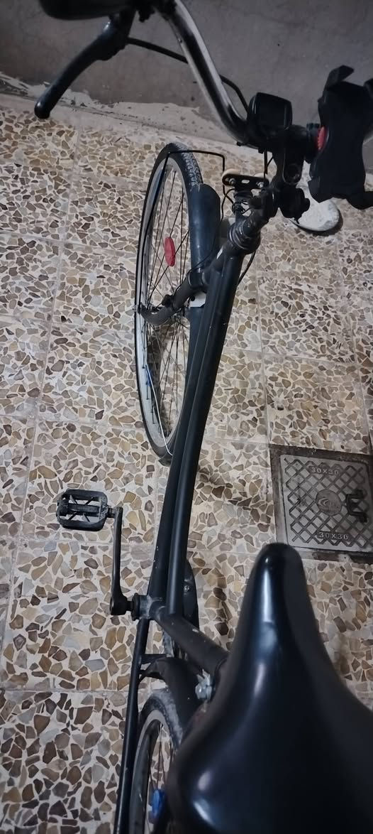 سلام عليكم بايسكل البيع حجم 26 نضيف السعر 50.بي مجال الطيبين. هذا الرقم. ***********
