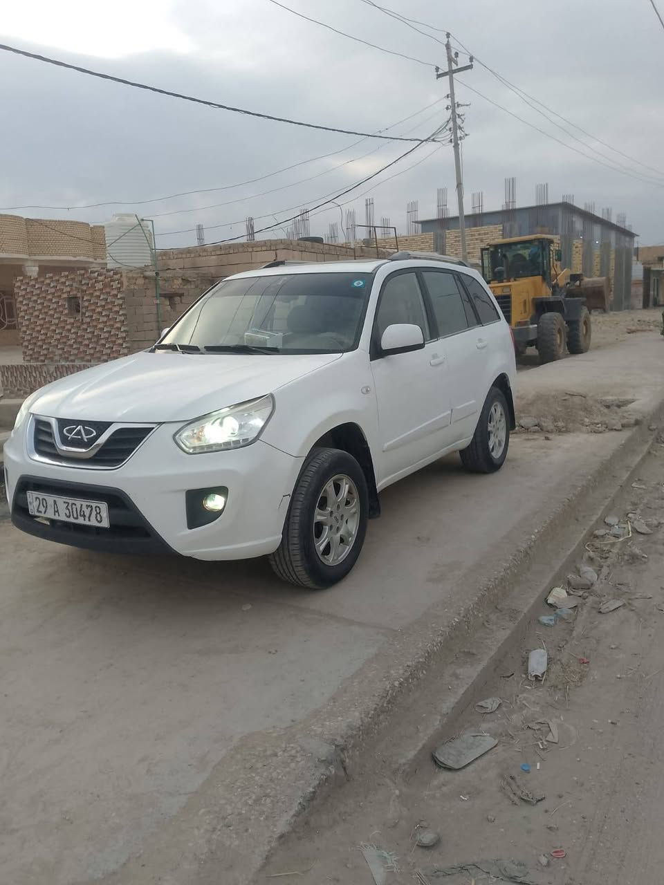 سلام عليكم تيكو موديل 14 كفاله عامه لاضربه ولا صبغ سيارة ع وضع الشركة رقم واسط بسمي سنويه ال 30 حداديه جديده تخم تاير جديد كير مكينه شرط سيارة اجدد من الصور سعره 72 وبيه مجال عنواني ناصرية سوك الشيوخ ***********
