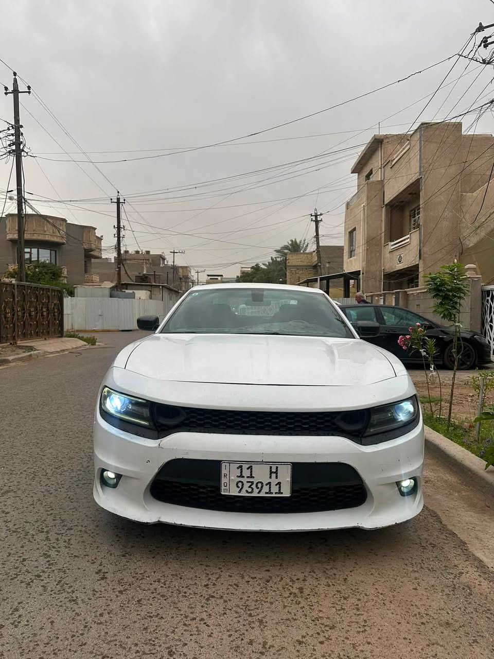 دودج جارجر 2018 sxt وارد امريكي
حادث موضح بالصور

لون ابيض رقم بغداد ماشية 191,000 كيلومتر

مكينة 6 سلندر 3600 مكفولة

كير ومحرك مكفول وكهربائيات مكفولة

مواصفات : شاشة - كاميرا خلفية - حساسات خلفية - دخول ذكي - تشغيل عن بعد - بصمة - مقعد السائق كهرباء - ويل 20 اصلي 

السعر 175 ورقة وبيها مجال بسيط

مكاني بغداد حي الخضراء 

*********** - ابو عبدالله
