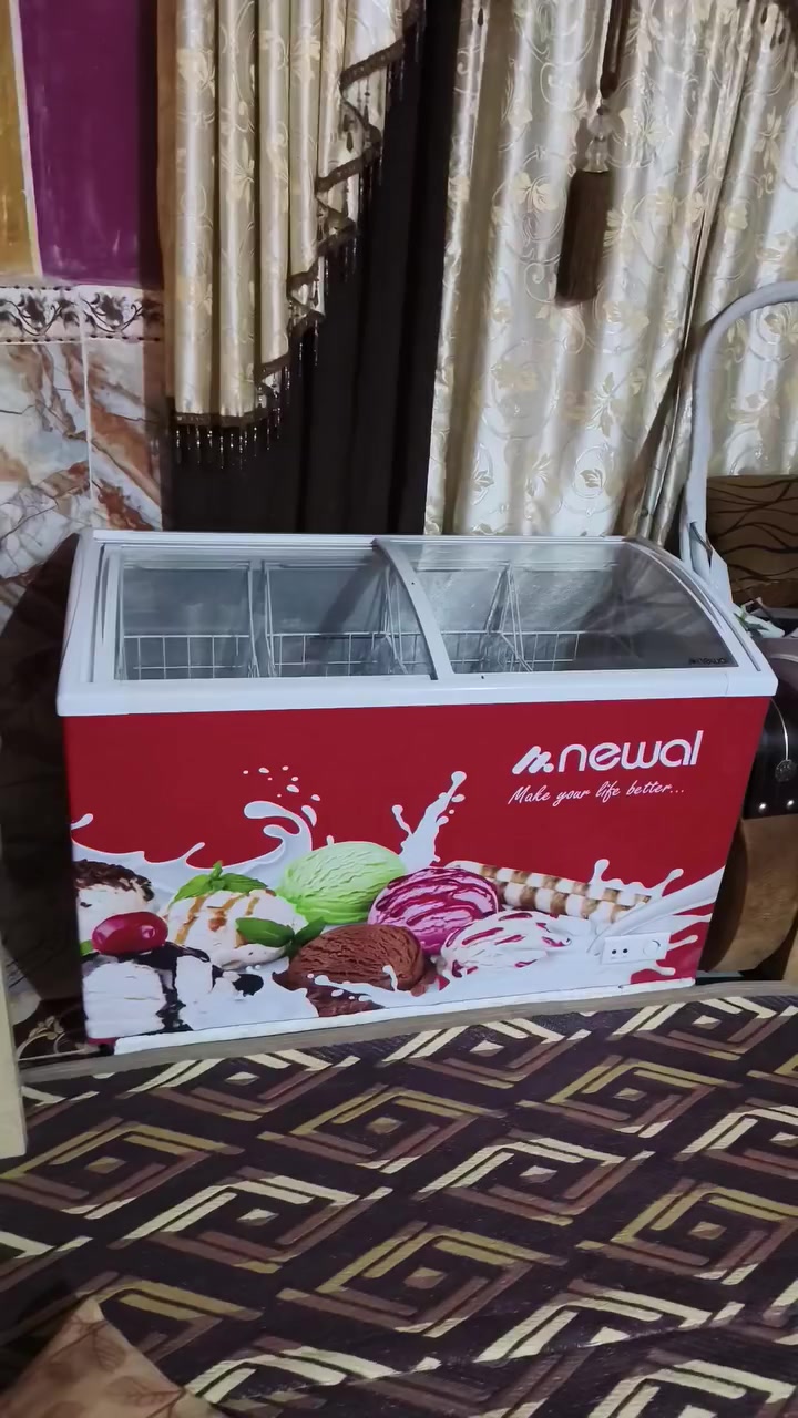 مجمده حجم الكبير السعر550وبيه مجالالعنوان البصره كرمت علي ابو صخير الرقم***********
