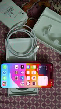 ايفون 16 برو ماكس فول نظافة مامفتوح ابد بطارية 93 مستعجل على بيعته سعر...