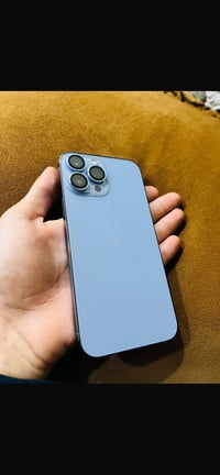 ايفون 13برو ماكس تك لون بحري  نضافه١٠٠/١٠٠ بطارية ٩٧ ذاكره٢٥٦ السعر :٦...