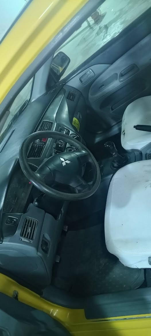 لانسر 2010 گێرعادی مەکینە کورە سەنەوی بلاستیك مەکینەی لۆکیلەسەرە سەیارەکە شوشەیە لۆك لۆکە سعر45قوفڵ 
***********
*********** كالار, السليمانية
