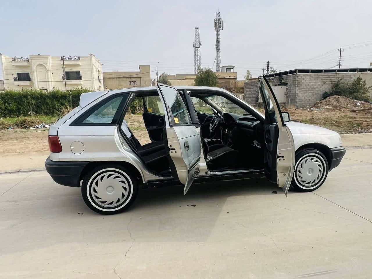 أوبل استره 93 مشروع وطني سنويه 2024تنهي  سياره من لبيت لدوام سياره جدا نظيفه بيها صبغ هلالات جاملغ خلفي وأمامي طرف سكن ولباقي كله ع بلاد كير محرك بشرط تخم تاير باتري جديد 

سعر 38بي مجال بسيط 

الاتصال ***********
