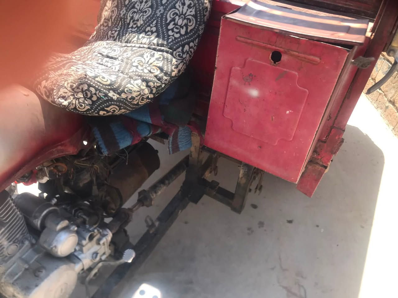 السلام عليكم ستوته للبيع محرك ١٩موديل ١٦دبلات شادهن جدد  مكاني حويجه داخل السعر ٣٠٠
لاتخابرموشراي***********
