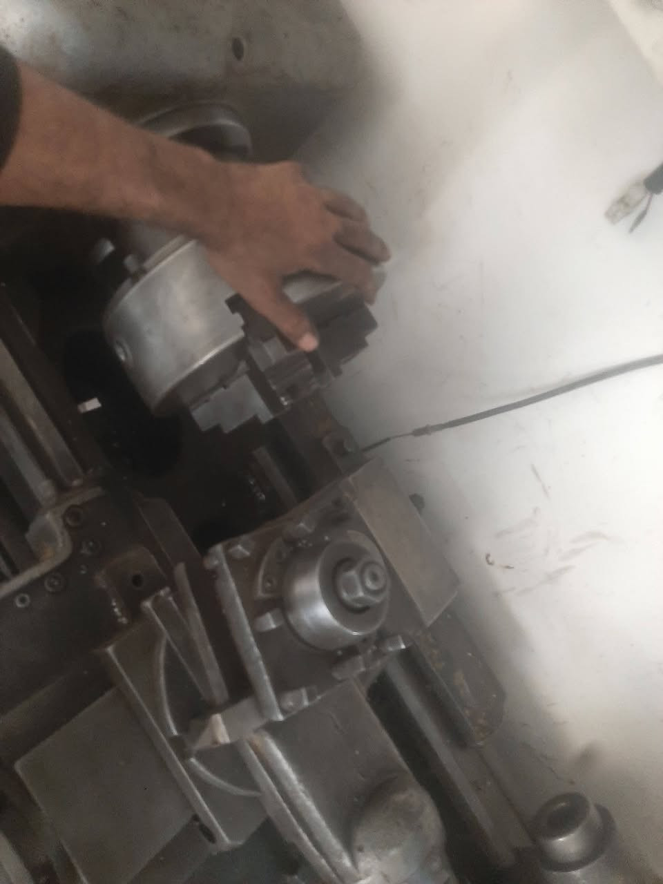 سلام عليكم اخوان تورنه روسيه ٣ارباع مثل ماموضح بل صوره سعر ((مليون٤٥٠وبيه مجال)) حك جيه مكاني// بغداد ملاحضه لمايشتري لايعأمل رجأ  ! ***********
