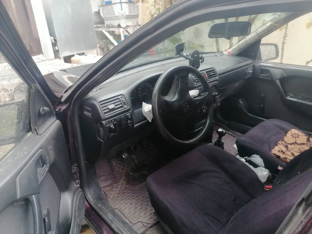 ئۆپل ڤکترا مودیل 93 ی مەکینە 20 کیر عادی سەیارەکە بێ بویاغە  هیجی بیوەنیە بەس کالبوونەوەی هیە مواسفات ابیسە باوەرە شاشەیە دەعامی بۆ دەعامی بەشەرت هیجی بیوەنیە شیعاریش نیە بەدەنەی بیلادە نەگوراوە تەقەو رەقەش بەشەرت مەکینە بەشەرت کیری قرەی دەکات باقی سەیارەکە بێ مەسرەفە سەنەوەی فەحس هەزەی  تازەیە تا 2030 بەشەرتی وەکالە و تەحویل سەیارەکە لە رانیە بۆسکینە نرخی فرۆشتن 40 گەلا مەعامەلەیەکی کەم   *********** یان 
*********** رانية, السليمانية
