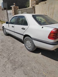 مرسيدس C200 • ١٩٩٤ • تحويل مباشر