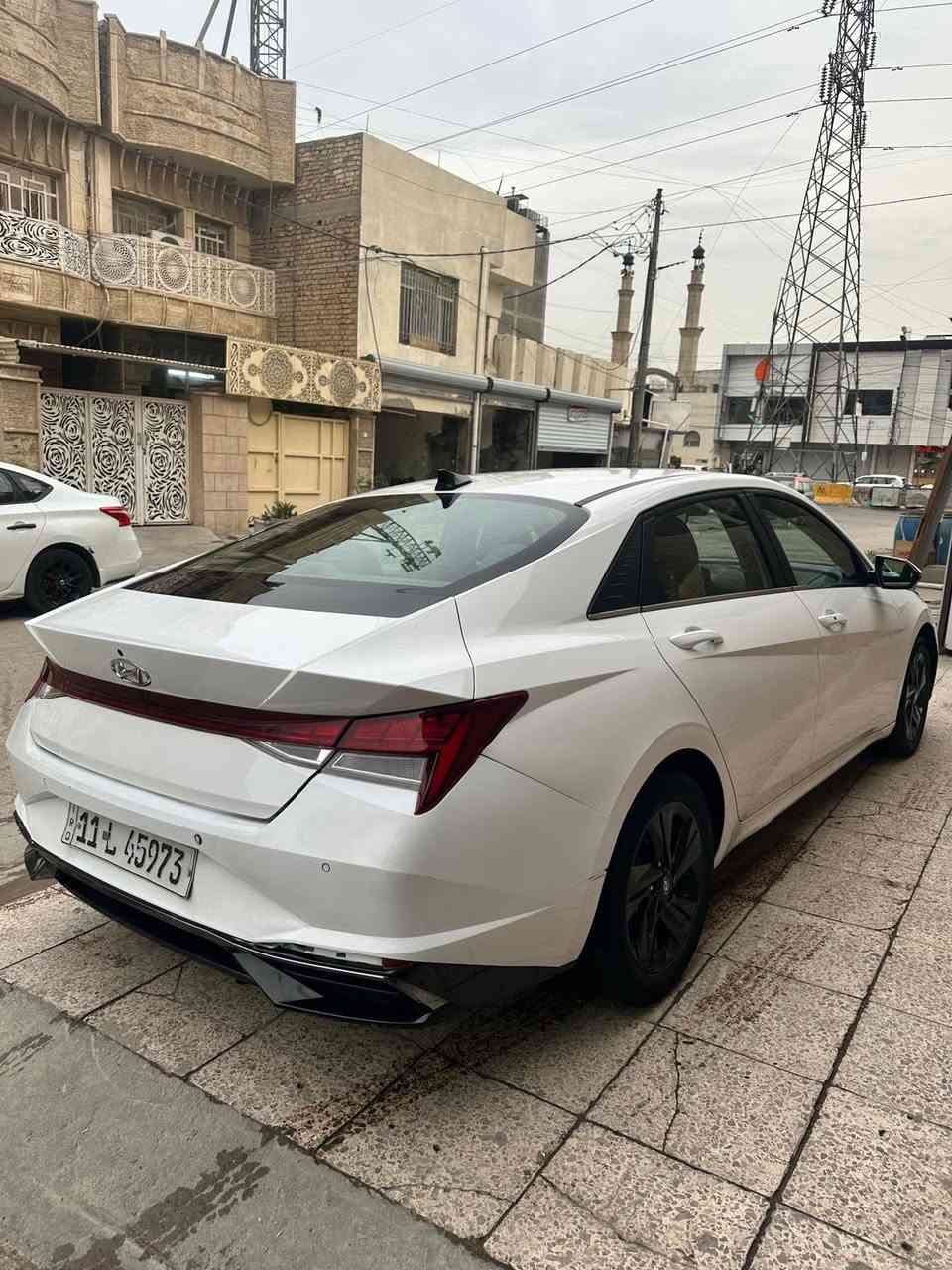 ١٦٠٠ تيربو هايبرد ضرها في امريكا خلفي بيها اصبع بالشاصي الخلفي فقط ولا ولا ايرباك طاك سليمه…. وبنيد مبدل مالتها ماشيه 80الف سعرها 
سعرها 135بيها مجال
مكاني الحريه الدولعي
***********
