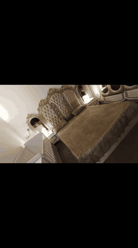 غرفه نوم  للبيع مكونه من ٧ قطع تركي درجه اولى
السعر مليون ونص وبيها مجال بسيط 
للاستفسار 
***********
***********
