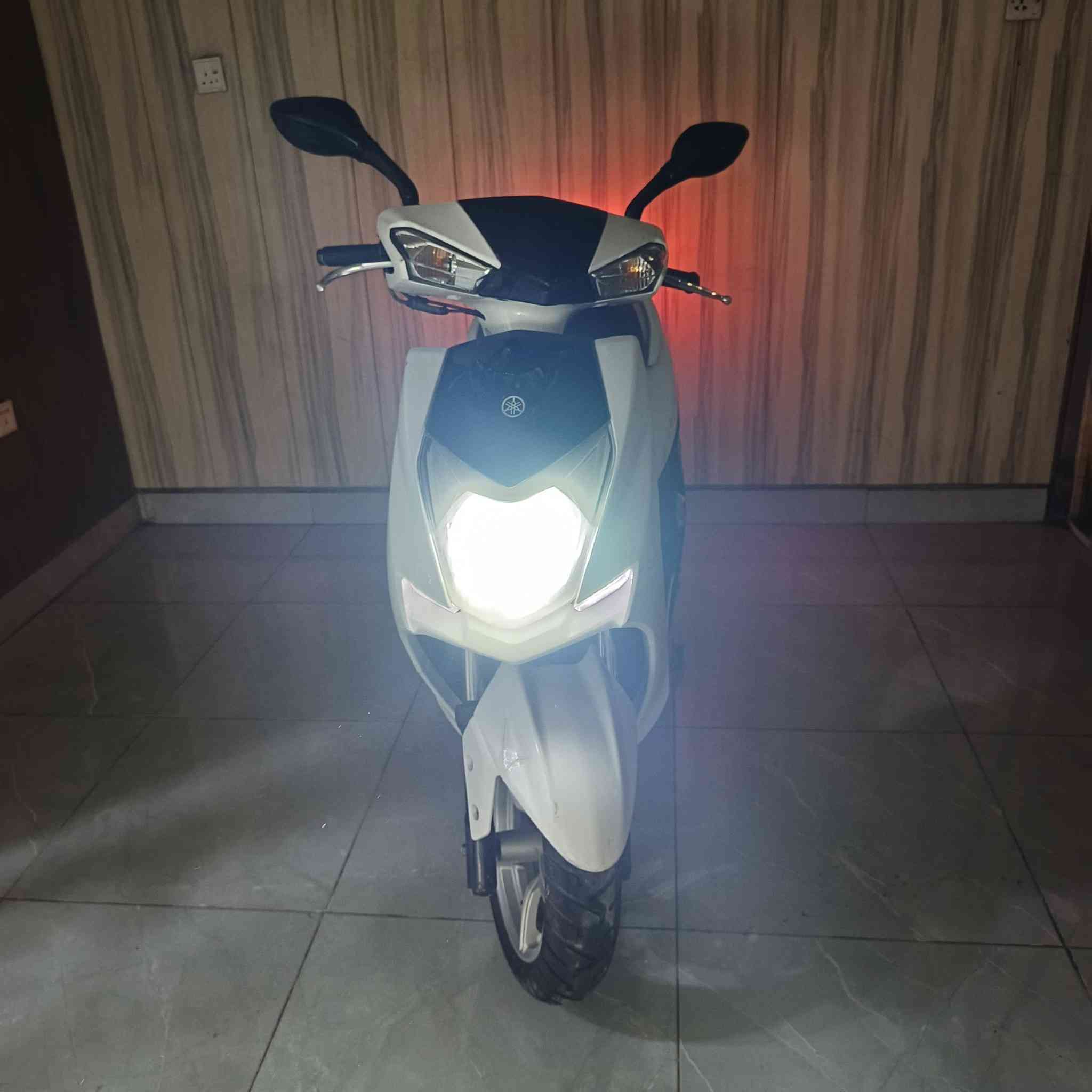 السلام عليكم سكنس شمعه موديل 2018 مكفوله كفاله عامه فقط تكحيلات بل كفرات واضحات بل تصوير اوراق كامله  (سعر 1400)بيه مجال بغداد ***********
