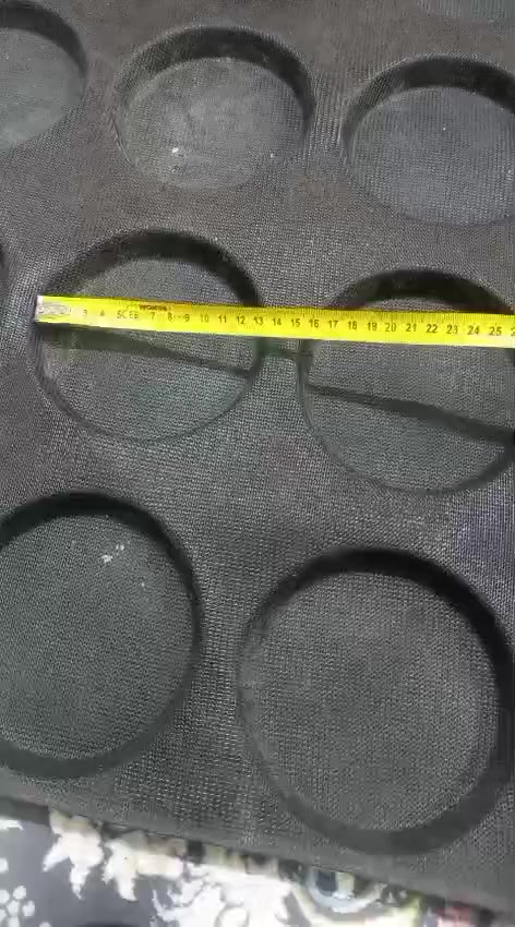 قالب سيليكون فرنسي أخوتة جديد  ٢عتا ٣ مرة استعمل 
قياص ٦٠في ٨٠ مشكله ٧َ٥ قطعة
*********** واتساب ***********
