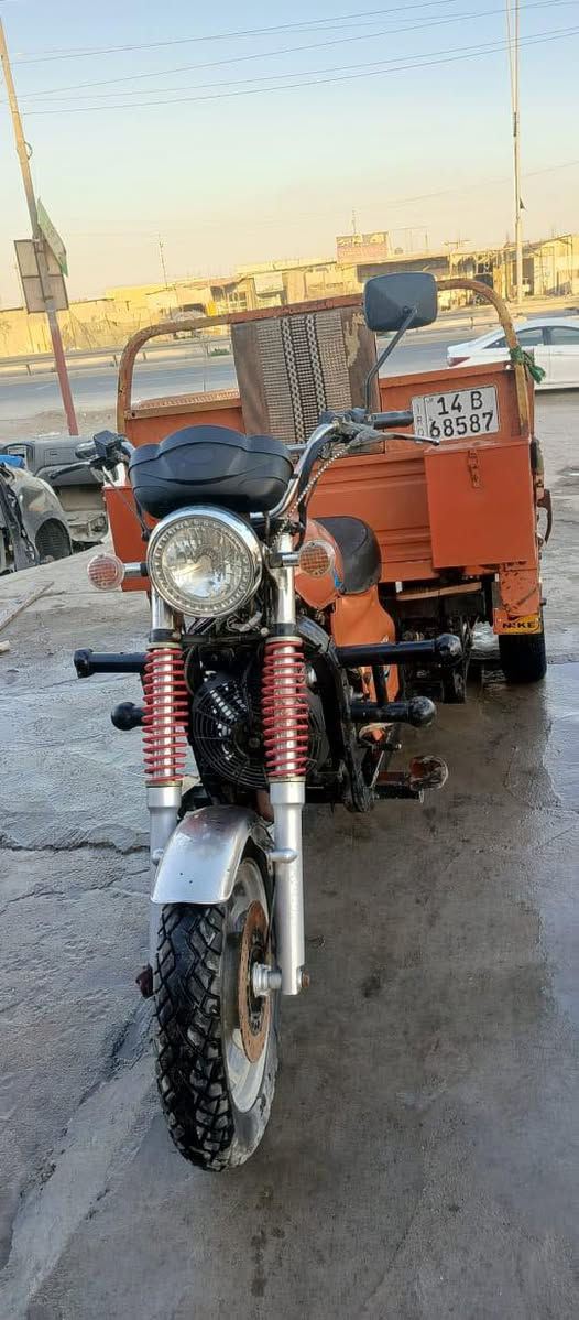 سلام عليكم ستوتة نيفان رقم وسنوية نكليزي بسمي موديل 2019 ستوتة نضيفة محرك 200 السعر  مليونين ونص وبيهه مجال لشراي مكاني البصرة كرمة علي رقم ***********
