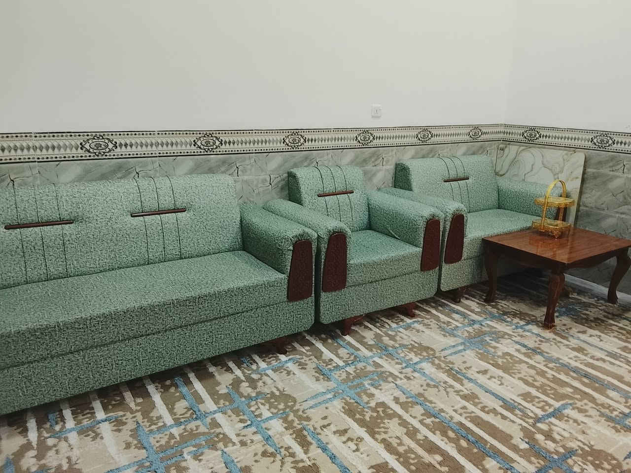 السلام عليكم اريد هذا التخم للبيع ب 800 وبه مجال عنوان هذا رقمي ***********
