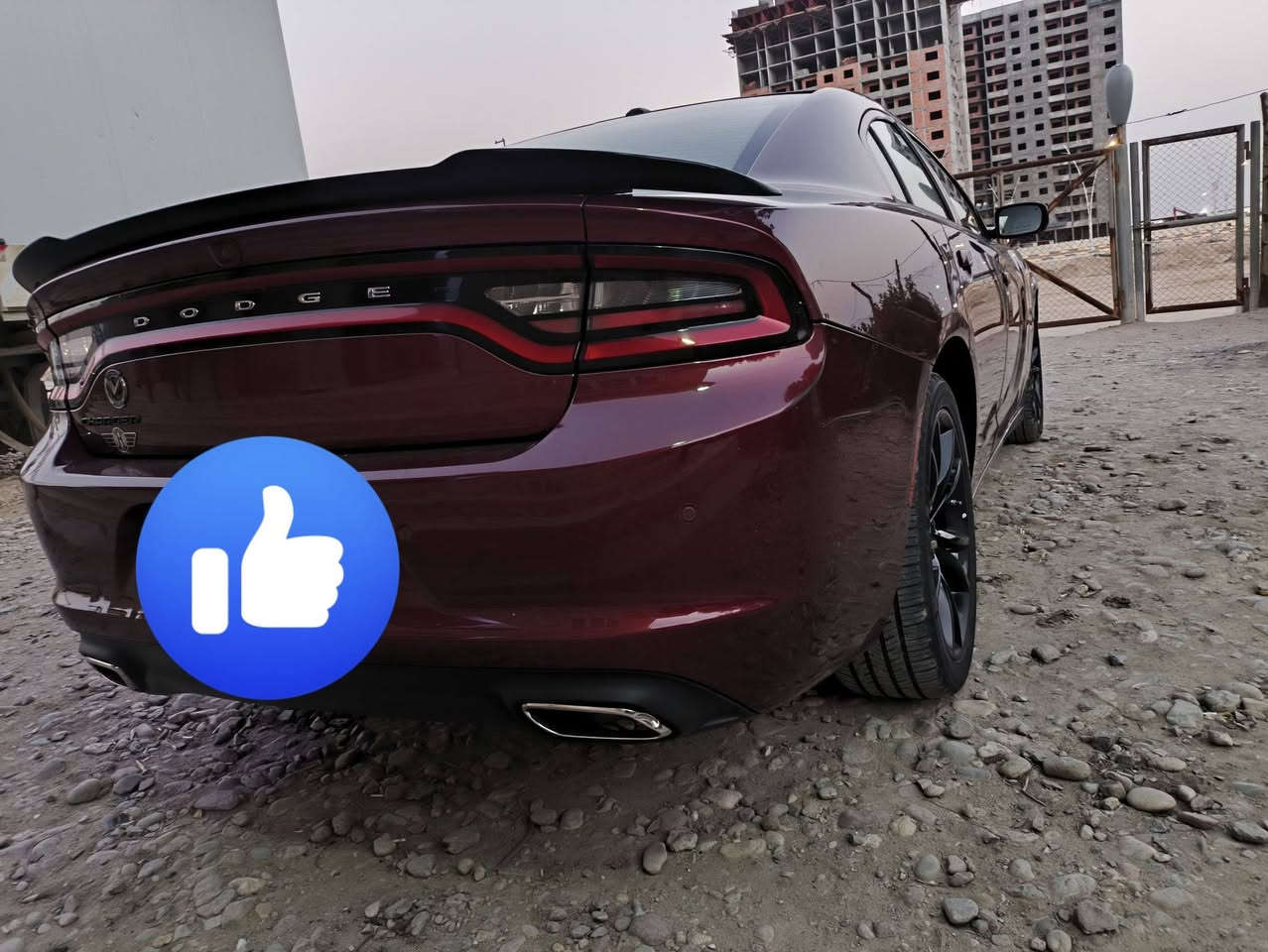 دوج چارجر
2018 فئة بلاك توب
كلين تايتل وارد كندي فتحة
شاشة عربي عداد مفتوح 
اهواي مواصفات بيها
السعر 250 
عنوان البصرة 
***********
