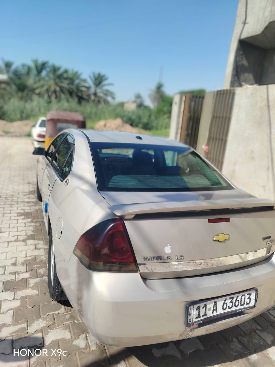 سلام وعليكم امبالا لبيع مديل 2009 سيارة جاهزة من كير مكينة تبريد ثلح تخم تايرات جديدة حجم محرك 3600 مكان سيارة بغداد الشعب سعر 70 وبهة مجال لطيبين رقم الهاتف ***********
