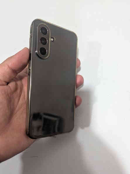 سامسونج a36 كامل غراض نضيف 

الذاكرة 128الرام8+8

الشاشة سوبر اموليد 120hz

البطارية 5000mlالشحن 45w

المعالج سناب دراغون6gen3 ببجي سلس جدا 

الكاميرا 50+8+5 تدعم تصوير4k/30fbsفديو

السعر 285مجاله بسيط مكاني بغداد العامرية للاتصال ***********وتساب
