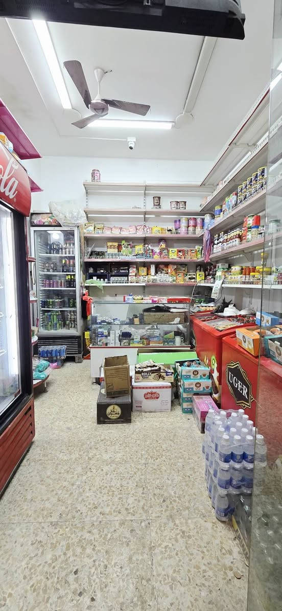 اسواق للبيع ب15 مليون
تريد جرد 
العنوان/ الطالبية ع الشارع العام📍
 الدخل اليومي من ٨٠٠ الى مليون 
بيع لعدم التفرغ 
***********
