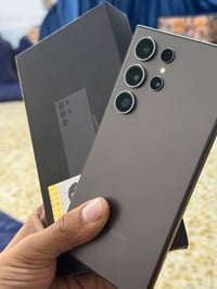 S 24 ultra  256 ملحقات كامله   جهاز نظافه 100  السعر 880 الف  07882228...