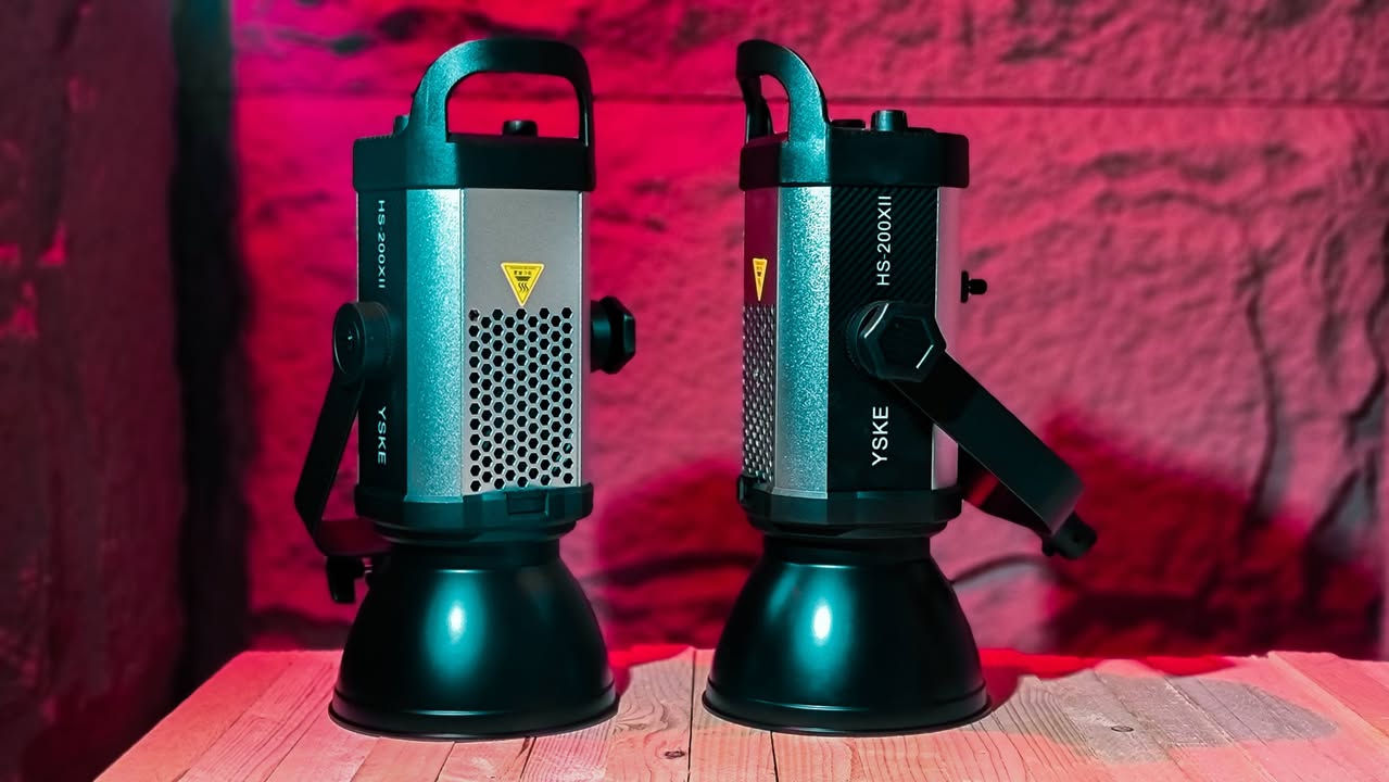 اضاءة مستمرة 200 واط باي كلر 
شمسي ابيض ثلجي 
تحكم كلفن تدرج لوني 
تحكم تطبيق موبايل 
فانات تبريد عدد 2 صامت 
تحكم بقوة الاضاءة من 10 الى 100 
20 نمط FX تفاعلي 
ضمان 6 اشهر حقيقي 
متوفر توصيل ***********
