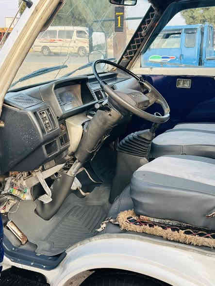 سلام عليكم كيه بنكو موديل 1994رقم واسط سنويه ل28 مكفوله من مكينه وكير وكسن وشاصي ورقم شاصي  حداديه وكهربائيات خيور من الله السياره ما جناي السياره 7جنكال السعر  50وبيه مجال العنون بابل الشوملي الستفسار اتصل 
***********
