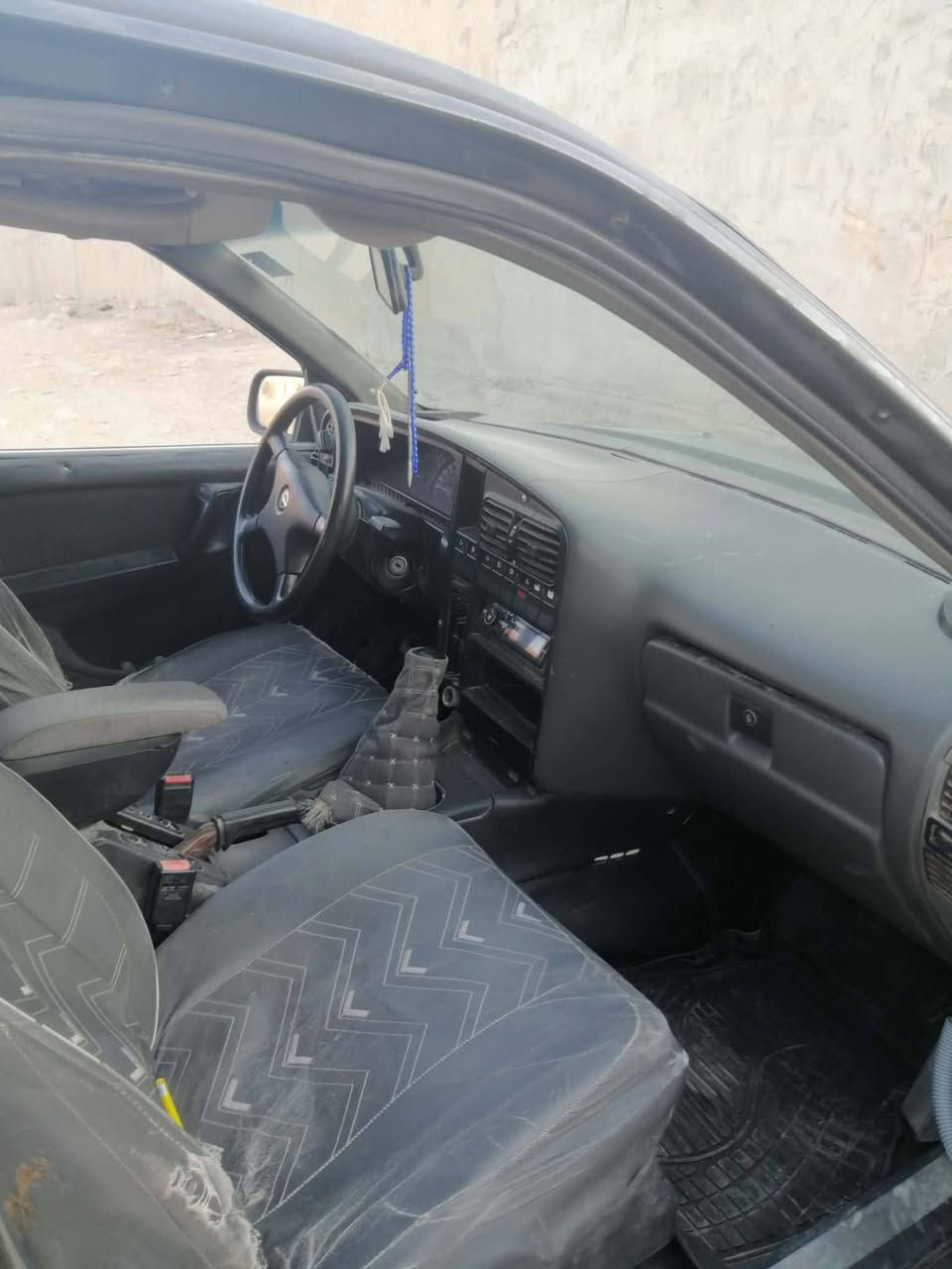 السلام عليكم.    مكلف بالنشر
اخوان اوميكا للبيع السيارة بسمي سنوية 2030 شرط التحويل محرك بي بدية صرف السعر 20 
***********
***********
