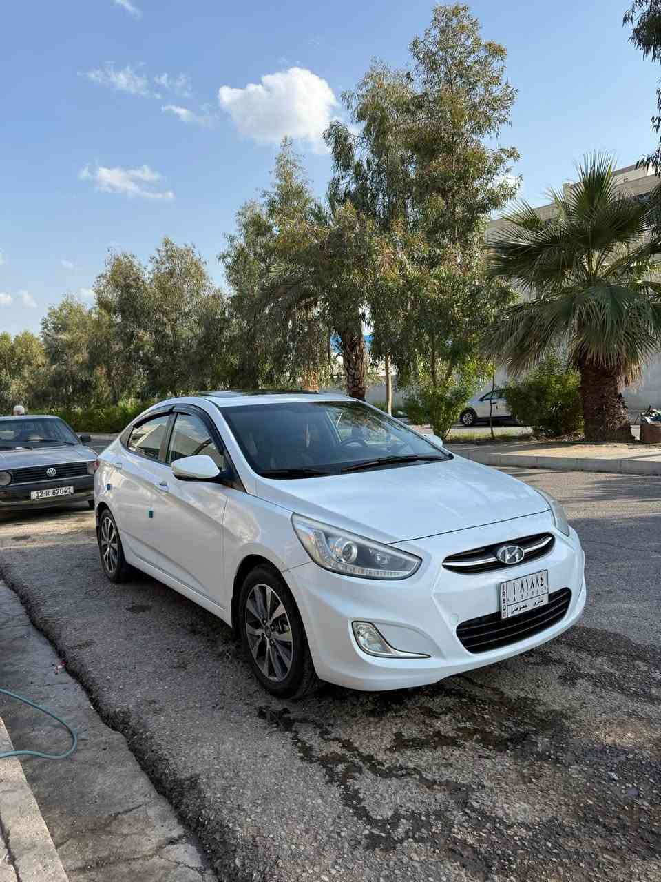 اكسنت 2016 لد للبيع
محرك 1600 دوش . كير at

بدون صبغ بدون بارد 

رقم نينوى بسمي 

مكينه وكير شرط 

السيارة بلاديه صبانه ماممدود عليه 

سبير مانازل + طخم تاير جديد 

مكان السيارة / موصل الأيسر 

السعرر / 123 بيها مجال قليل 

شراي اتصل / مو شراي اعبر المنشور 

***********

