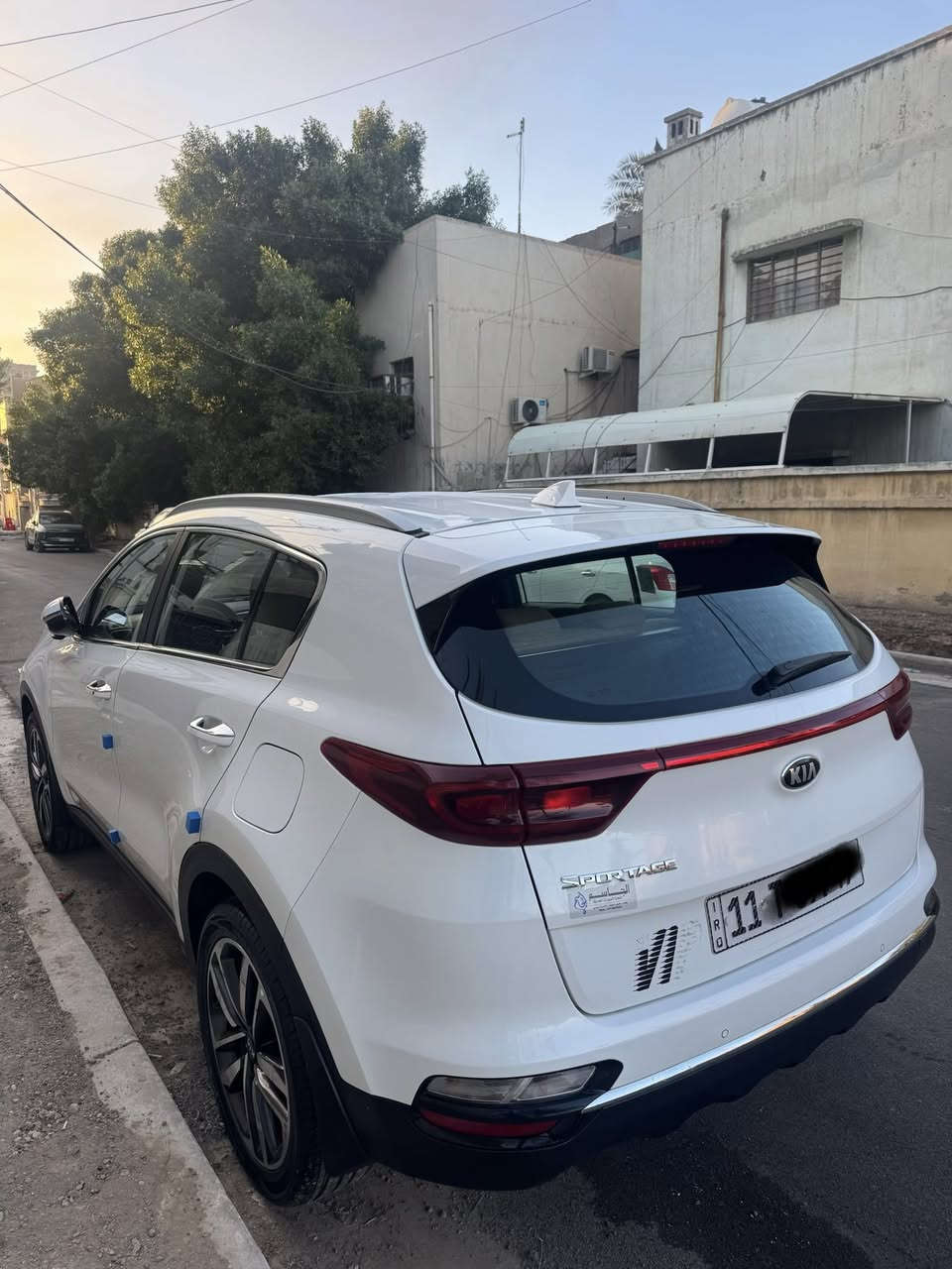 كيا سبورتج 2020 رقم بغداد الانكليزي السنوية بأسمي مكفولة من الصبغ والبارد عداد 45 الف كم بحالة جيدة جدا محرك 2000 دوش بصمة تشغيل عن بعد تبريد بيانو كامرة شاشة اصلية اريل نفكيشن نظام الملاحة GPS حساس امامي خلفي الداخل حمصي يدات لد ترحيب 3 أنظمة للقيادة المري شفط 5 ويل كب بصمة عدد 2 تبريد قطعتين مكاني المنصور او علي الصالح السعر 21200$ ***********
