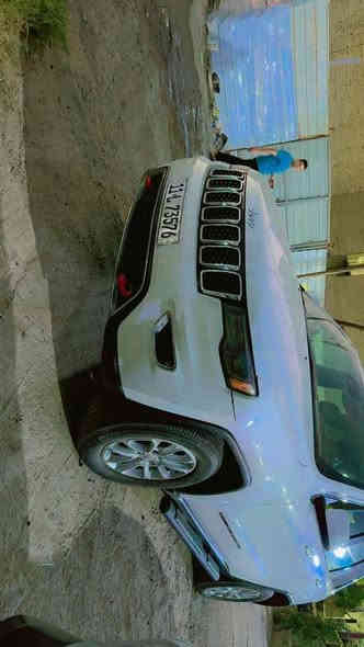 السلام عليكم حبايب جيب لاريدو موديل 2022
نص فول ماشيه 31 وصور الحادث كدامك سعرها دفترين و٣٠ ورقه وبيها مجال 
مكانها بغداد حي الجامعه 
او الخطيب الجوادين 
***********
