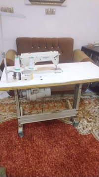 مكينة خياطة • نظيفه • جنسية
