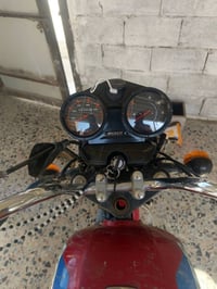 الدراجه كلك والبوكسر البيع سعر 550 رقم الهاتف  078836016922