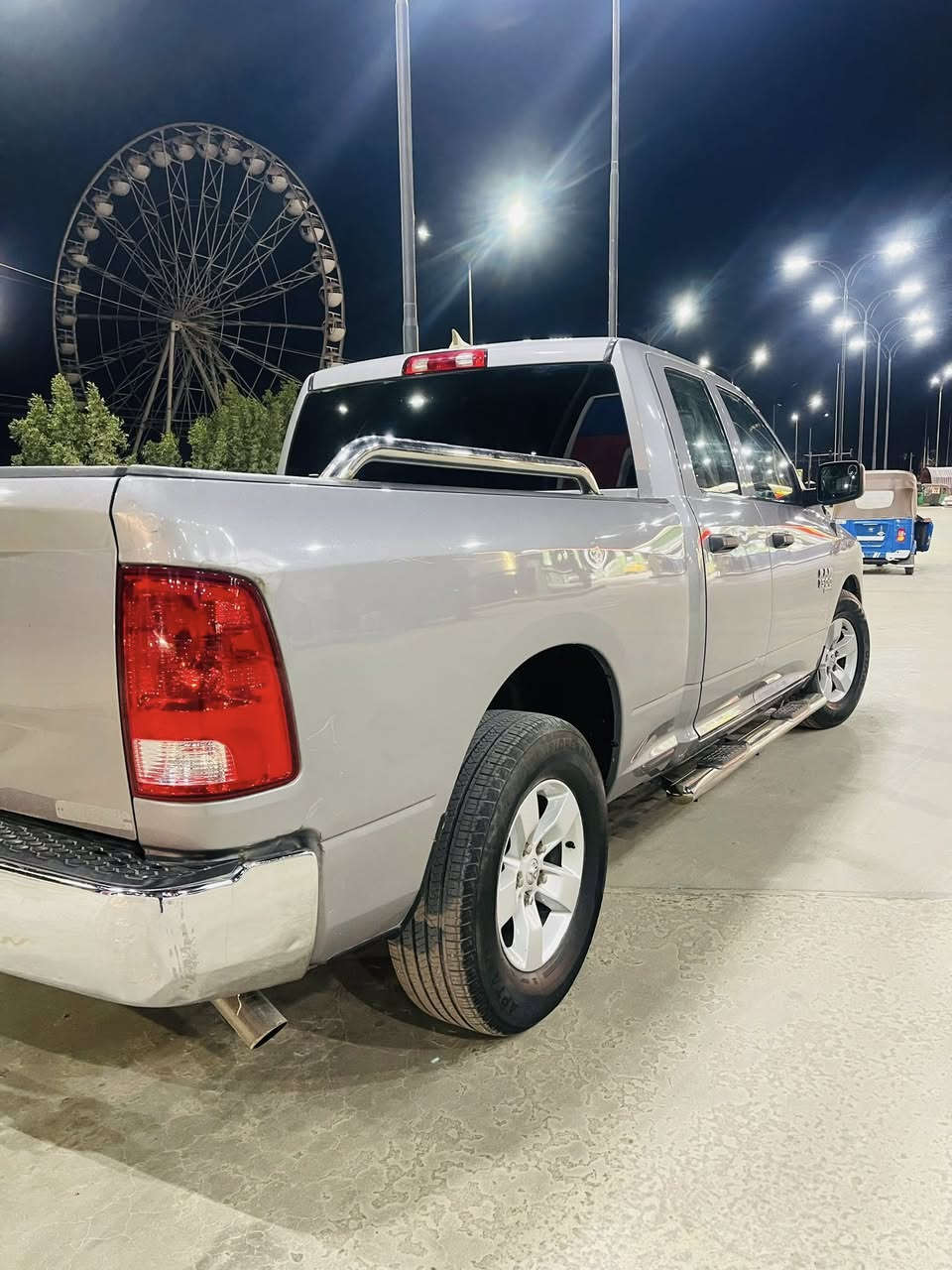 سلام عليكم دوج رام كلاسك مديل 2019
سياره خير من الله زيرو حداديه صدر كير مكينه تخم تاير تبريد 
ضرر جاملغ جهت السايق باب سايق مرشوش نص 
محرك6v 3.600
باب قصير بدي كبير 
ويل بلادي سيار فول من امريكا
ماشيه 5700 ميل 
رقم جديد هزه جديده بسمي سياره رقمها بغداد 
مكان سياره واسط كوت مركز مدينه 
الاستفسار اكثر تصل ***********//***********
