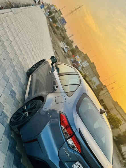 السلام عليكم كورلا امريكي موديل 2023فول موصفات se بيها بنيد وجاملغ بارد رقم بغداد الدولي باسمي تحويل مباشر السعر150 وبيها مجال مكينه 2000 ماشيه (13الف ميل) للاتصال ***********
