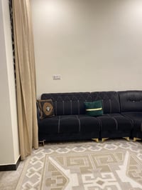 ديوان تركي للبيع قياس 6 متر 8 مقاعد نضيف وقوي من الحافظ الي  بالكراده ...